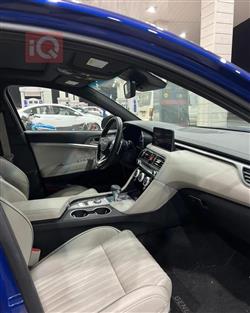 جێنسس G70